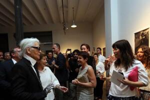 director creativo de Chanel, Karl Lagerfeld.