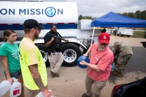 ayuda Miami-Dade huracán Helene Big Bend, Georgia y las Carolinas