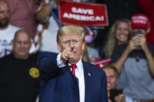 TOPSHOT-US-politics-vote-TRUMP