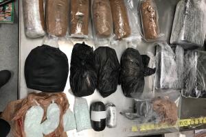 Posesión y venta de drogas