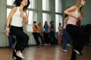 beneficios-danca-94921657.jpg