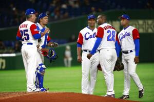 Beisbol Cuba Carlos Marti, William Saavedra