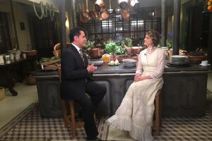 Auri en el set del "Hotel de los Secretos"