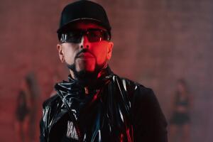 Yandel será presentador en el Latin GRAMMY 2023