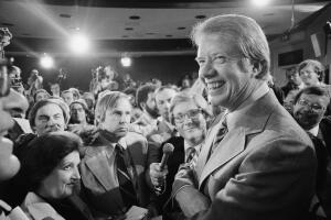 En 1976, pocos conocían a Jimmy Carter, y menos aún sabían que los caucus de Iowa empezaba el proceso de primarias