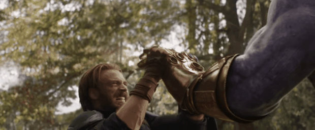 thanos-capitan-america-gif.gif