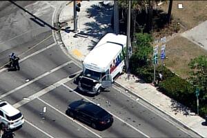 Varios heridos en accidente múltiple en Miami