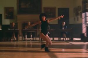 Flashdance - escena de baile final - What A Feeling (1983).jpg