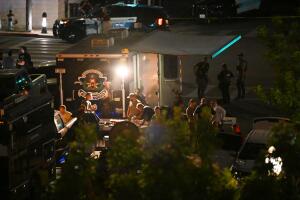 chase-bank-bakersfield-california-sujeto-atrinchera-rehenes-amenaza-bomba