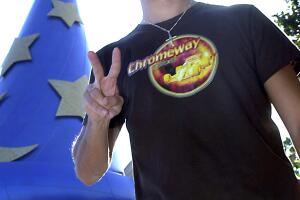 Howie D