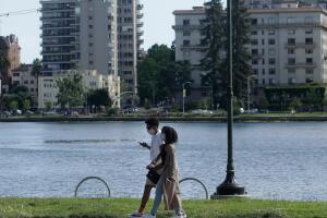 racismo lake merritt.jpg