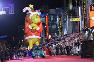 ENTERTAINMENT-US-HOLLYWOOD CHRISTMAS-PARADE