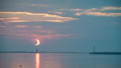 Dónde será visible y a qué hora tendrá lugar el eclipse parcial de Sol de este fin de semana