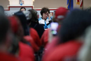 La demócrata Jacky Rosen espera llegar al Senado ayudada por el voto hispano de Las Vegas y Reno.