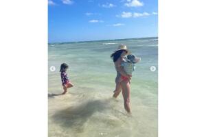 Karla-Souza-vacaciones-playa-Mexico-familia-instagram-3.jpg