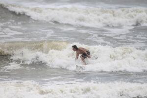 GALVESTON/GalvestonSurf3.jpg
