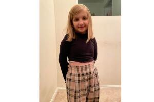 la niña del karaoke.jpg