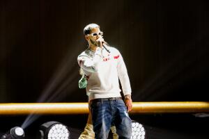 Anuel 00.jpg