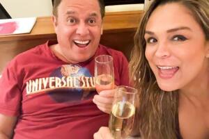 Mario Bezares y esposa Brenda Jiménez 