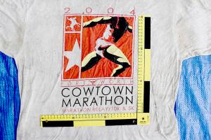 Ropas en fosas comunes