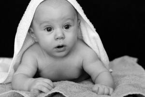 adorable-baby-black-and-white-41202.jpg