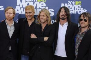 Muere Taylor Hawkins, baterista de Foo Fighters, en Bogotá: tenía 50 años
