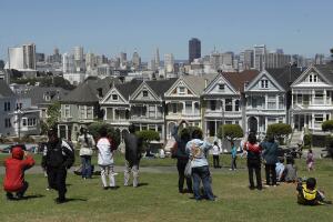 SF Tourist Draw Fight