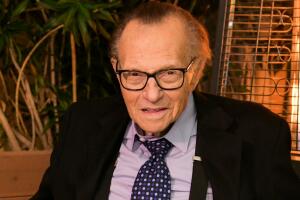 Certificado de defunción de Larry King explica qué provocó la sepsis que le quitó la vida 