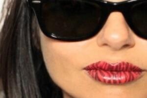 violent-lips.jpg
