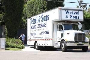 Captan a un camión de mudanza en la casa de Ben Affleck