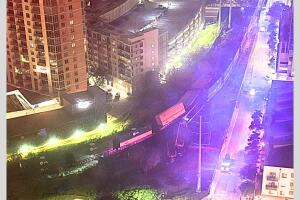 tren descarrila cierres viales centro accidente austin texas