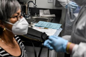 US-HEALTH-VIRUS-VACCINE-TRIALS