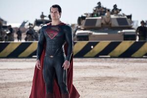 Henry Cavill Superman Grosby (2).jpg