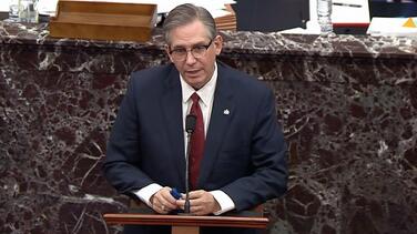 El cuarto día del juicio político a Trump: una belicosa presentación de su defensa