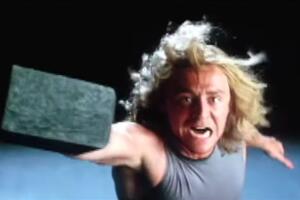 Tom Hiddleston Thor - Actores que hicieron casting para papel diferente al obtenido.jpg