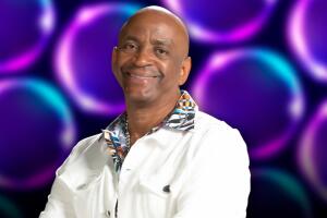 Sergio George en Reina de la Canción