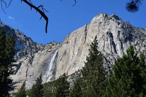 Cascadas del parque Yosemite en California. 