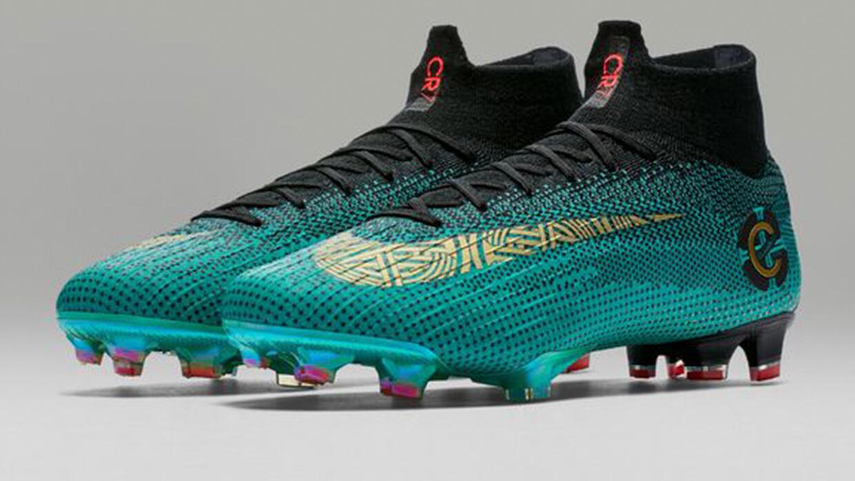 fresa martes comunicación Nike homenajea a CR7 con nuevos tacos con los colores de Portugal | Deportes Fútbol | TUDN Univision fresa martes comunicación Nike homenajea a CR7 con nuevos tacos con los colores de Portugal | Deportes Fútbol | TUDN Univision