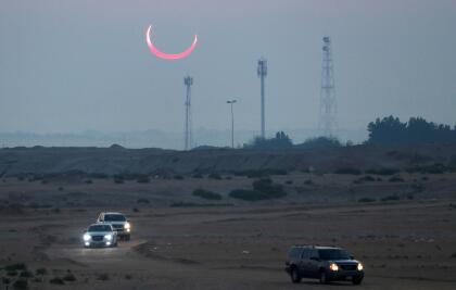 Una espectacular imagen del eclipse solar tomada en Arabia Saudita. Tener la oportunidad de contemplar este fenómeno no es frecuente.