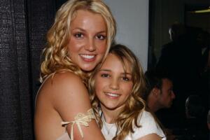 Nickelodeon's 16th Annual Kids' Choice Awards - Backstage