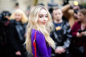 sabrina-carpenter.jpg
