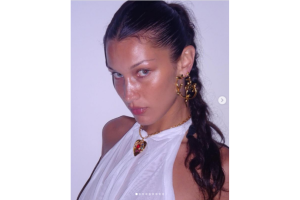 bella-hadid-cejas-delgadas.png
