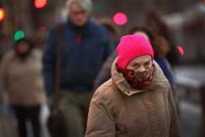 Early Season Cold Snap Brings Sub Zero Weather To Chicago Area