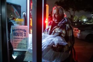 evacuación centro de refugio en garden grove