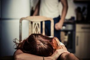 violencia-verbal-pareja-0.jpg