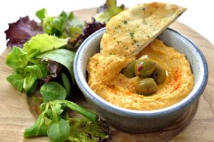 hummus-pita.jpg