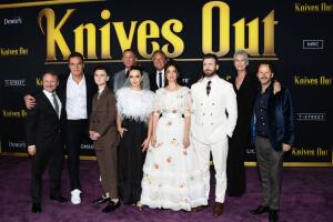 knives-out-premiere-14.jpg