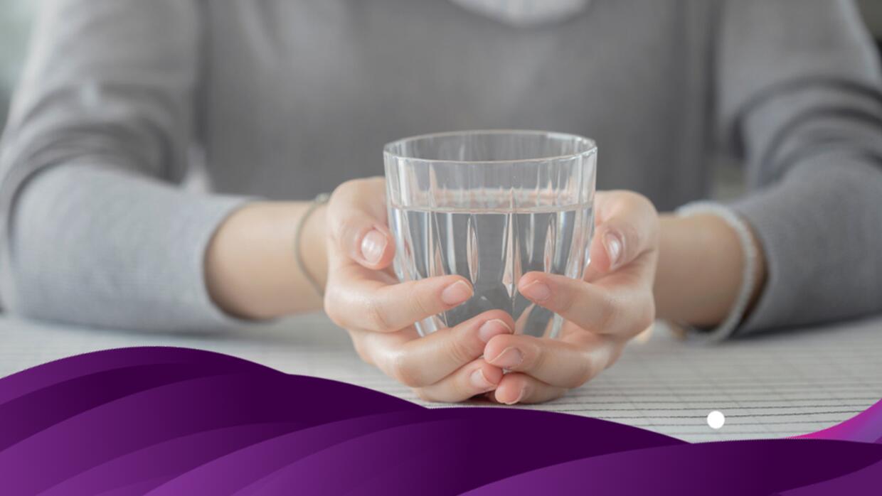 Cómo Limpiar La Energía De Tu Casa Con Un Simple Vaso De Agua Horóscopos Univision