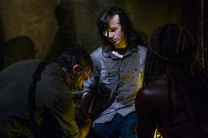 twd-carl-michonne-rick-s8.jpg