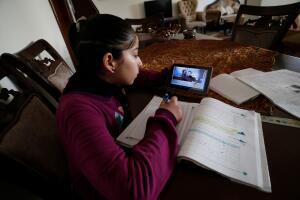 PALESTINIAN-HEALTH-VIRUS-EDUCATION